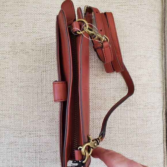 Frye Lucy Leather Crossbody Clutch in Terracotta - NEW - Picture 12 of 14